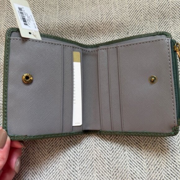 Green Fossil Wallet - Picture 2 of 3